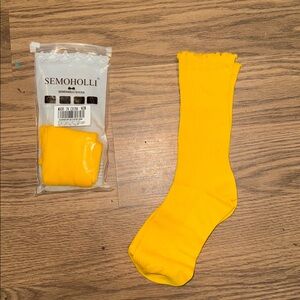 Yellow ruffle socks never worn plus size